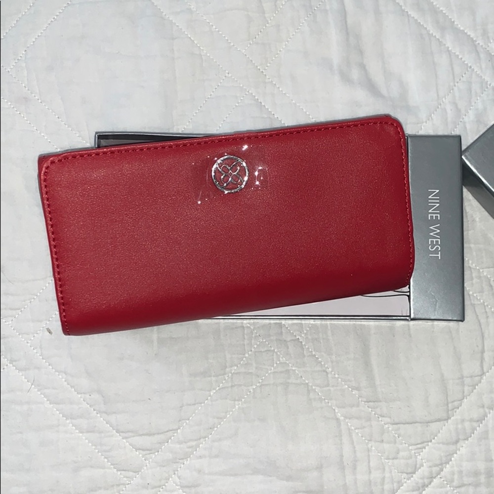 A red wallet
